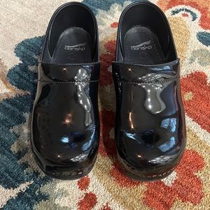 Dansko nursing shoes